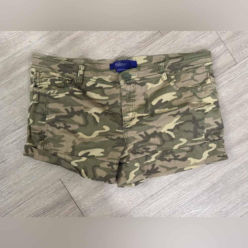 Miley Cyrus & Max Azria Green Camouflage Cargo Shorts